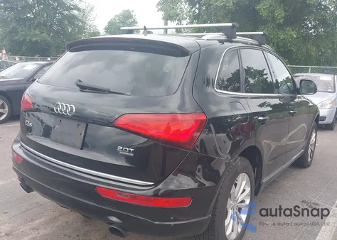 2015 Audi Q5 2.0T Premium z USA, uszkodzony, nr VIN WA1CFAFP5FA142752